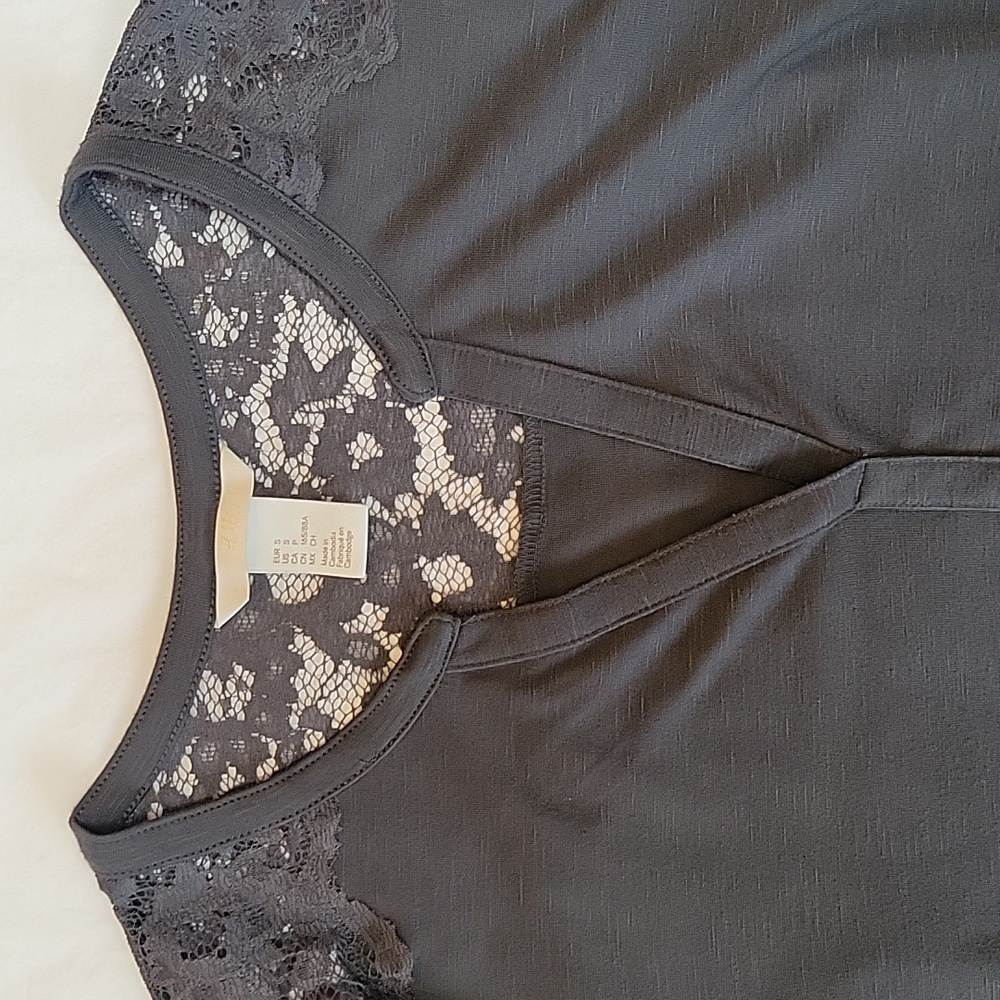 H&M Top - Picture 4 of 4